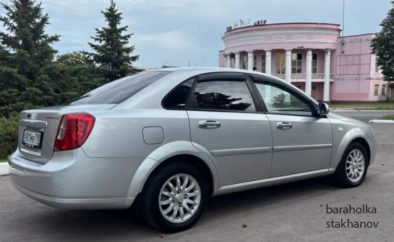 Продам Шевроле лачети 2008 год 1.6