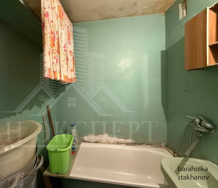ПРОДАМ 2х КОМНАТНУЮ КВАРТИРУ АЛЧЕВСК